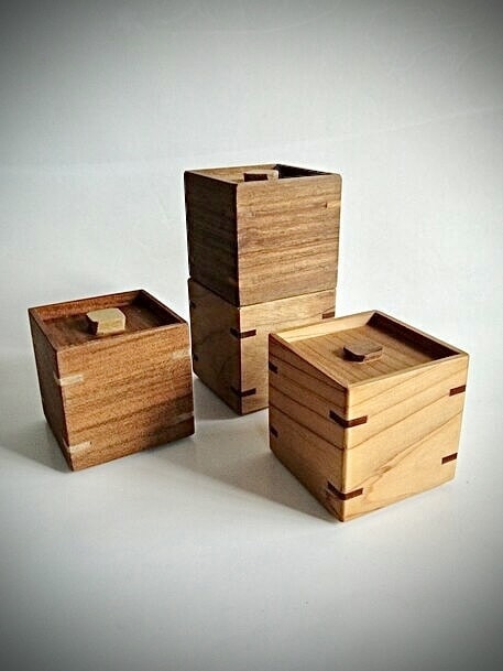 木工ニレ小物入れ