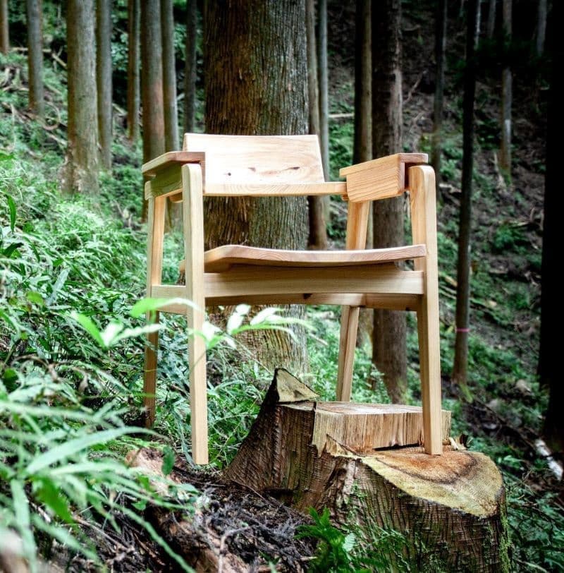 青梅杉の椅子の里帰り