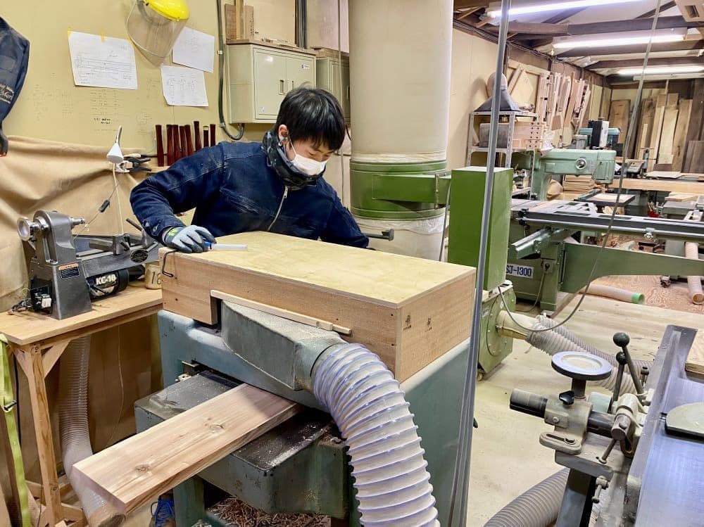 BUTLER森井さん板厚