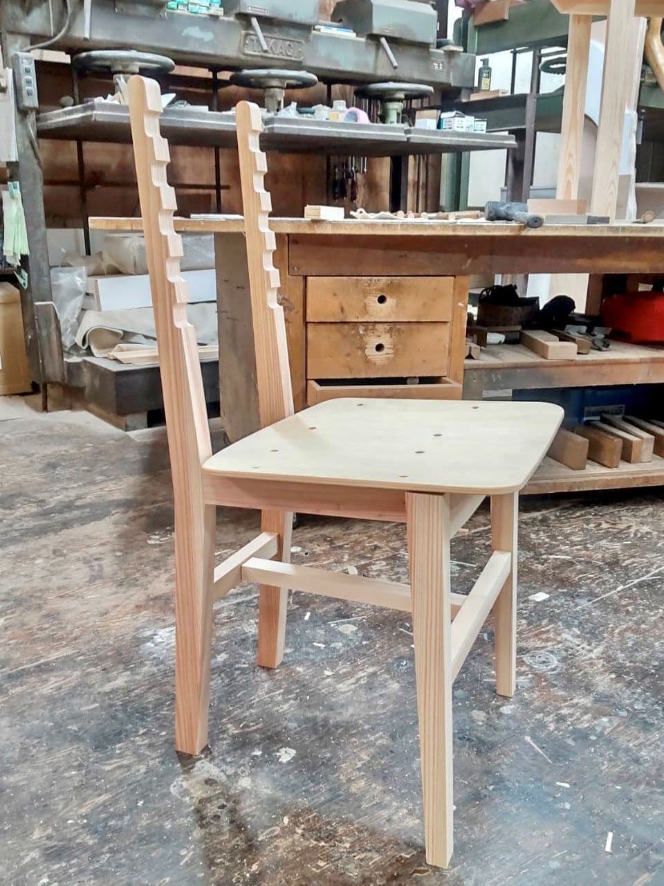 MOCTIONMOCTIONPC椅子製作中