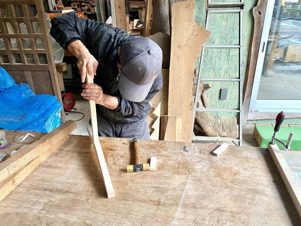 ニレさん椅子組立２